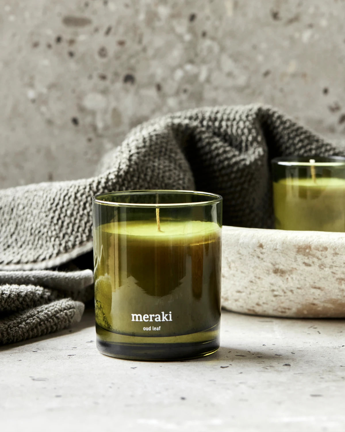 Meraki – Scented candle, Oud Leaf, 200 g
