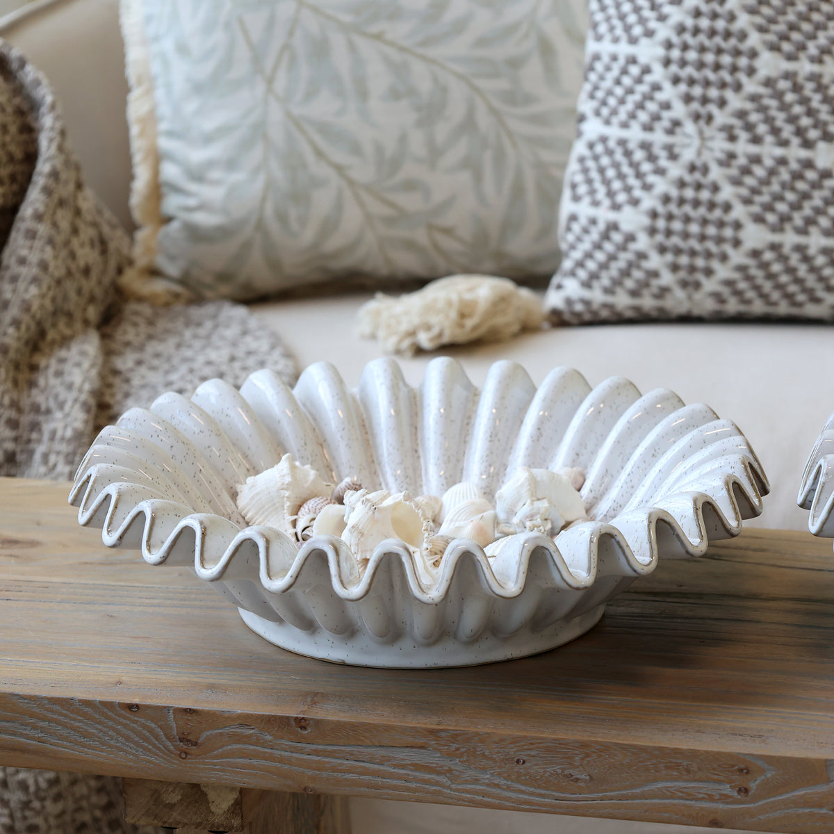 Fad m. rillet kant, Ø35 cm, antique creme