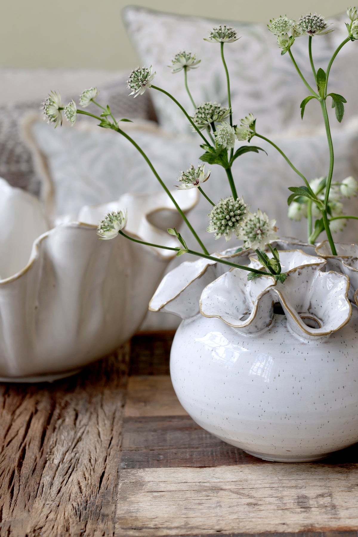 Vase m. 12 huller i stemningsbillede