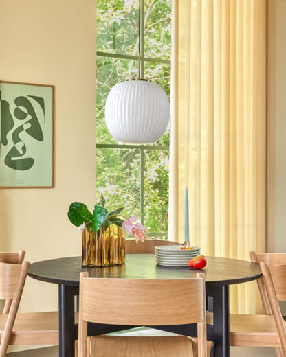 Umber Vase Amber – Slank mundblæst glasvase