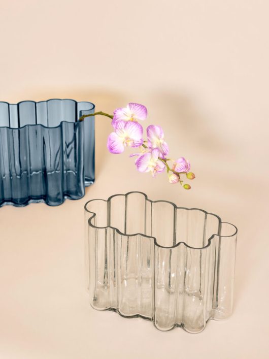 Umber Vase i klart mundblæst glas – 30 cm